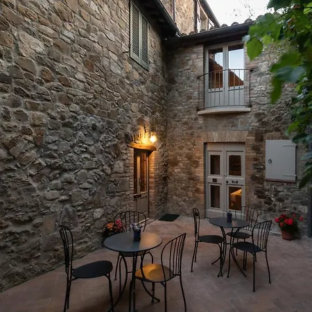 드로게리아 에 로칸다 프란치 B&B 몬탈치노