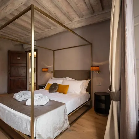 Bed and Breakfast Drogheria E Franci Μονταλτσίνο